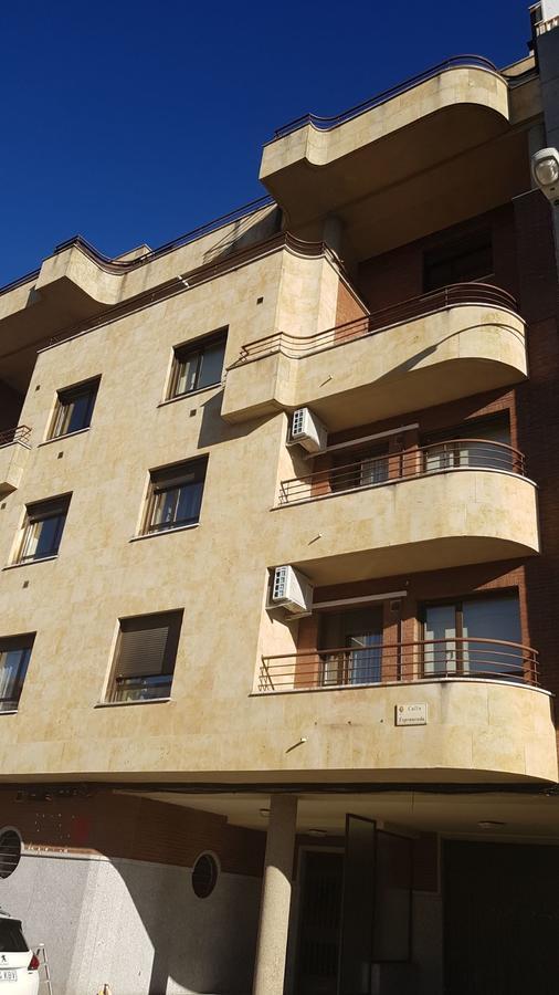 Apartamentos Anita Саламанка Экстерьер фото