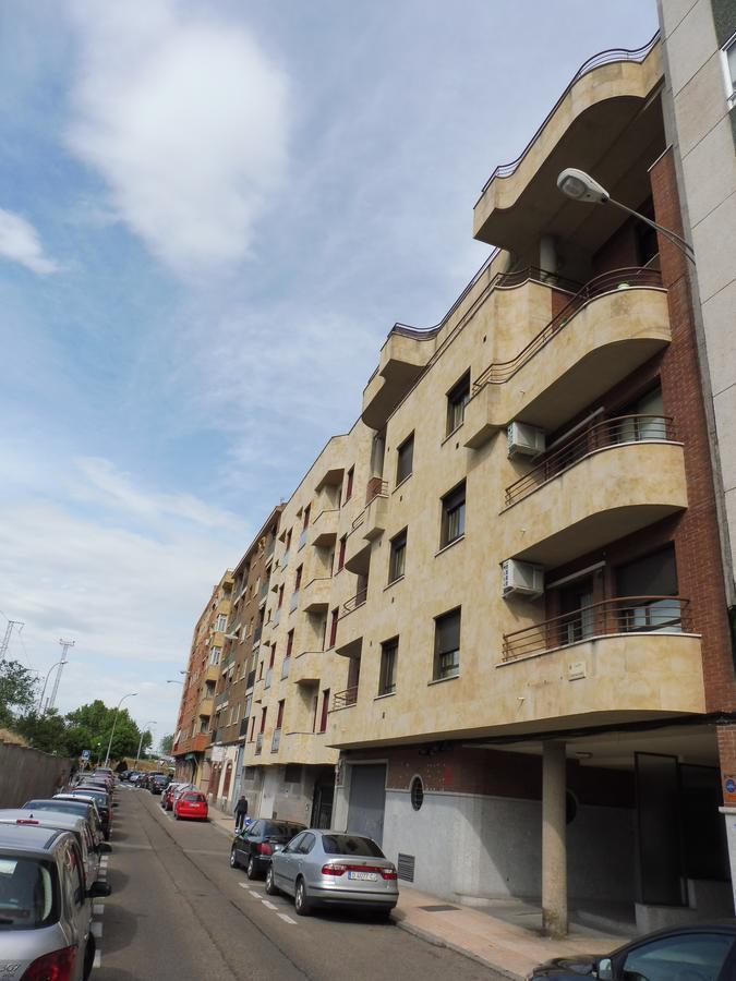 Apartamentos Anita Саламанка Экстерьер фото