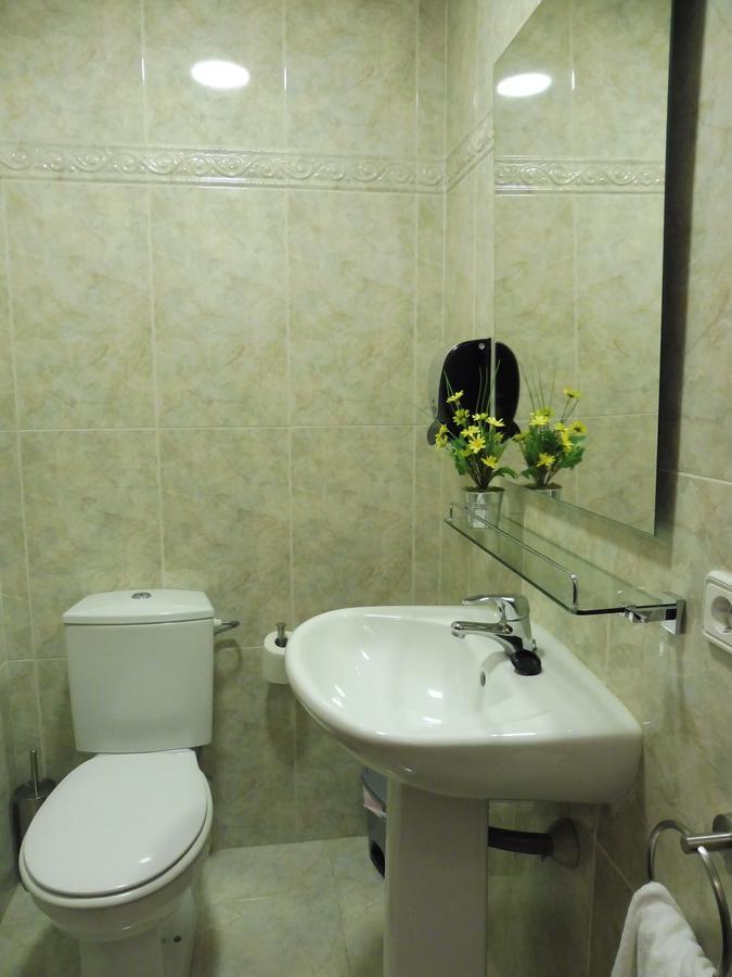 Apartamentos Anita Саламанка Экстерьер фото